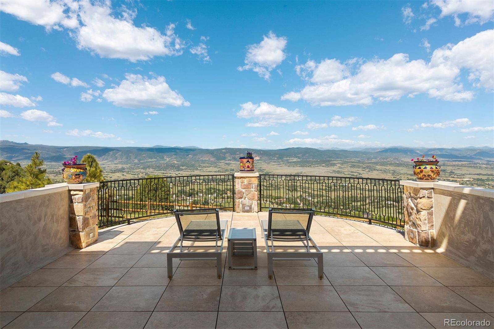 253 Stone Pointe TRL, Castle Rock, CO 80109
