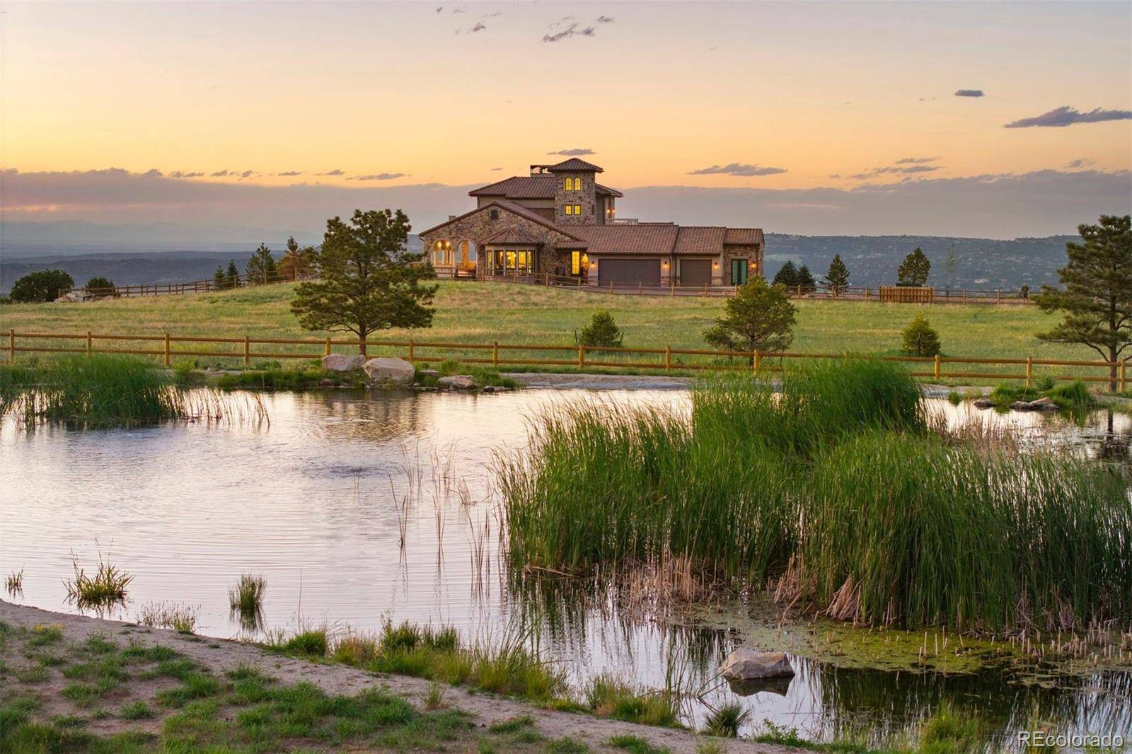 253 Stone Pointe TRL, Castle Rock, CO 80109