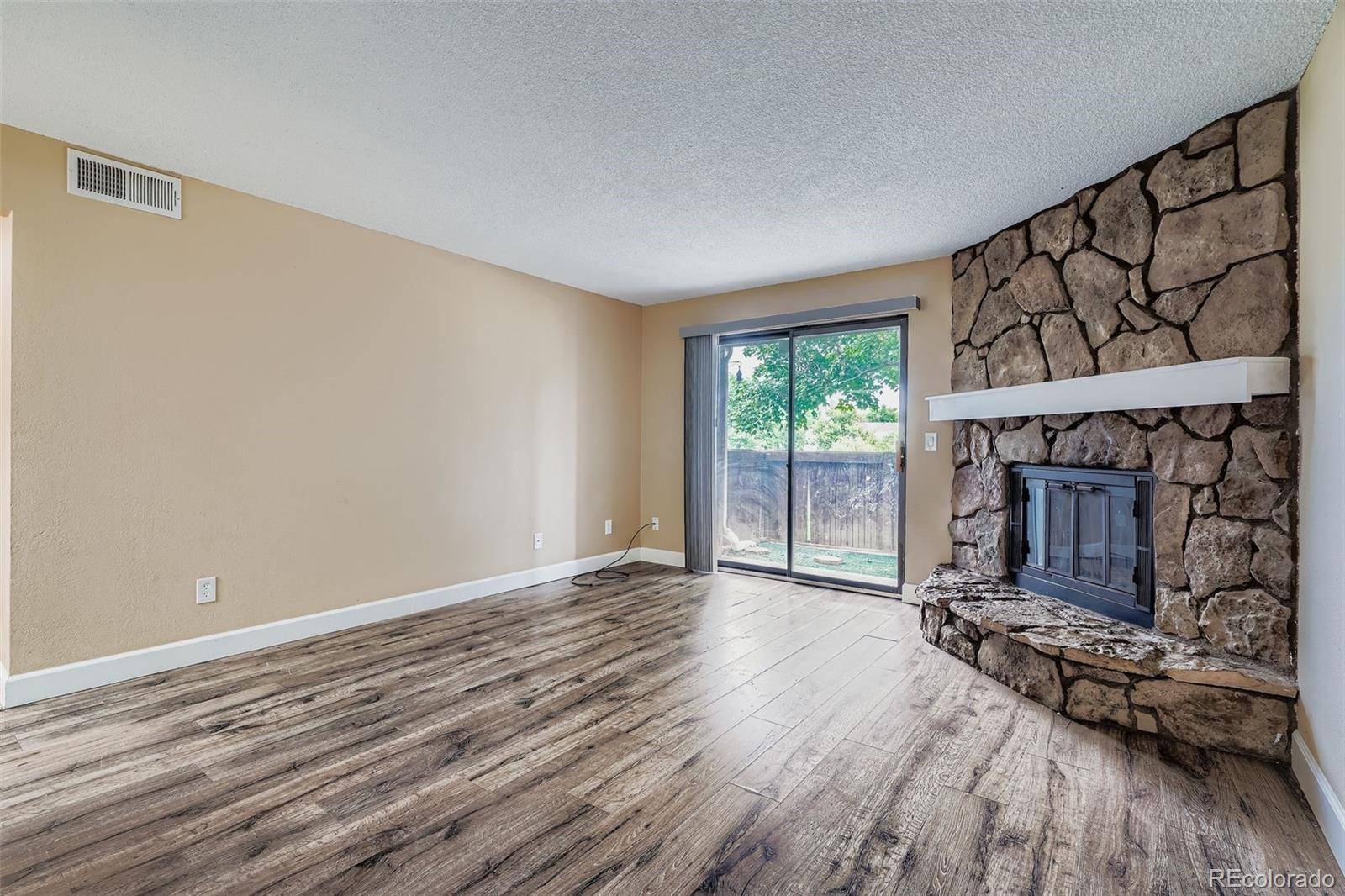 7720 W 87th DR #C, Arvada, CO 80005