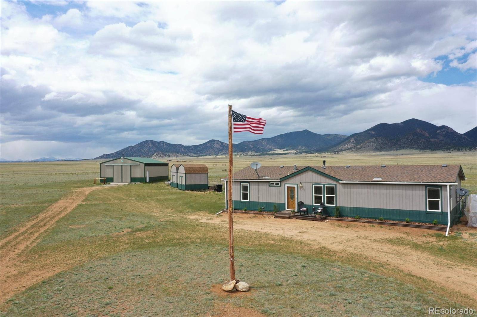463 Snowshoe LN, Lake George, CO 80827
