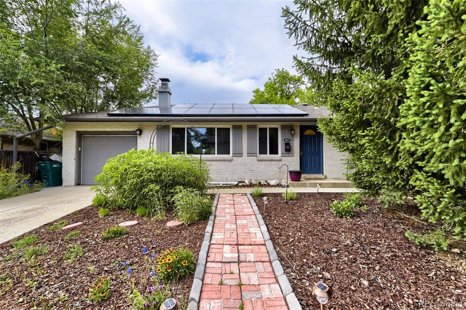 5671 E Bates AVE, Denver, CO 80222