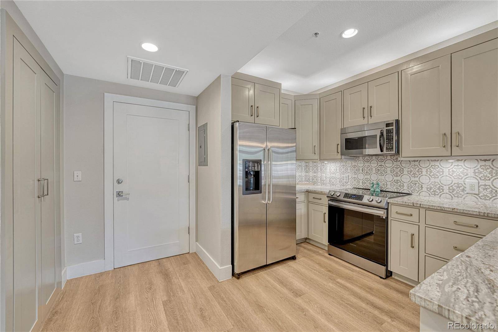 2700 E Cherry Creek South DR #108, Denver, CO 80209