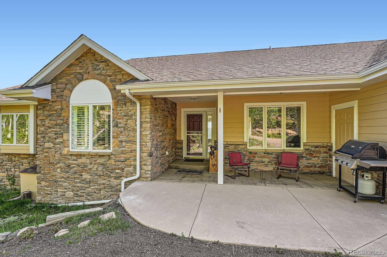 557 Highpoint CIR, Black Hawk, CO 80422
