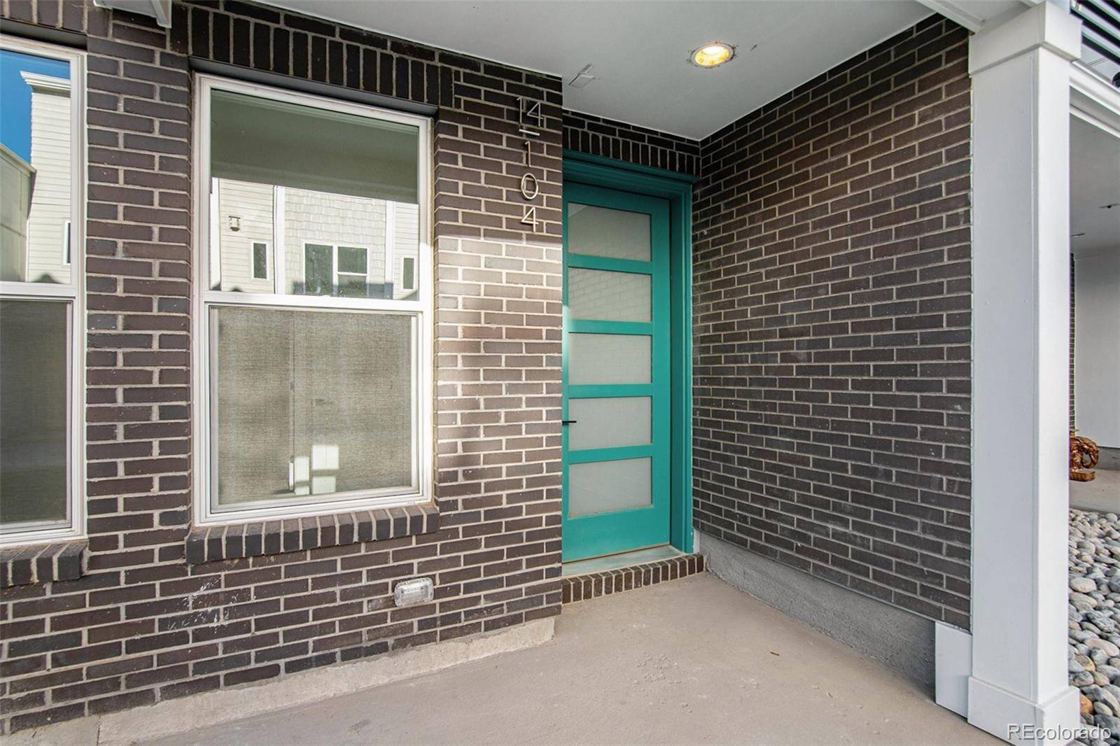 888 S Valentia ST #104, Denver, CO 80247