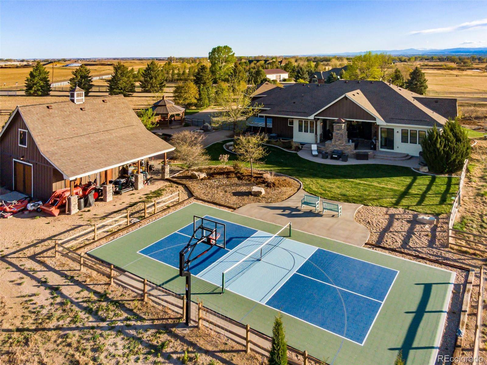 2418 Barry LN, Fort Collins, CO 80524