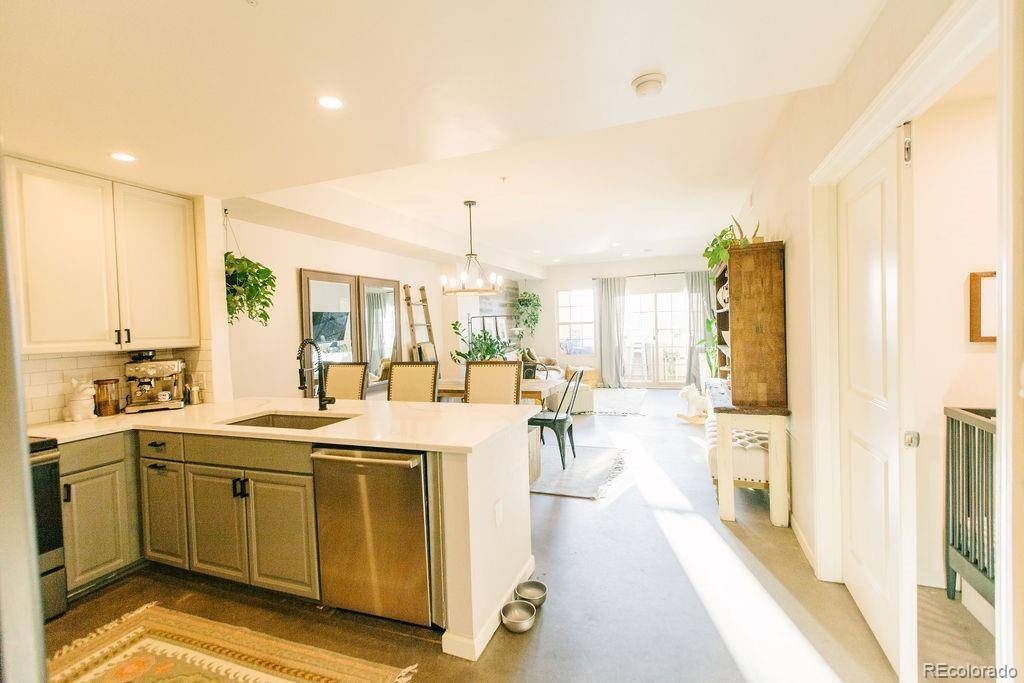 925 N Lincoln ST #4D, Denver, CO 80203