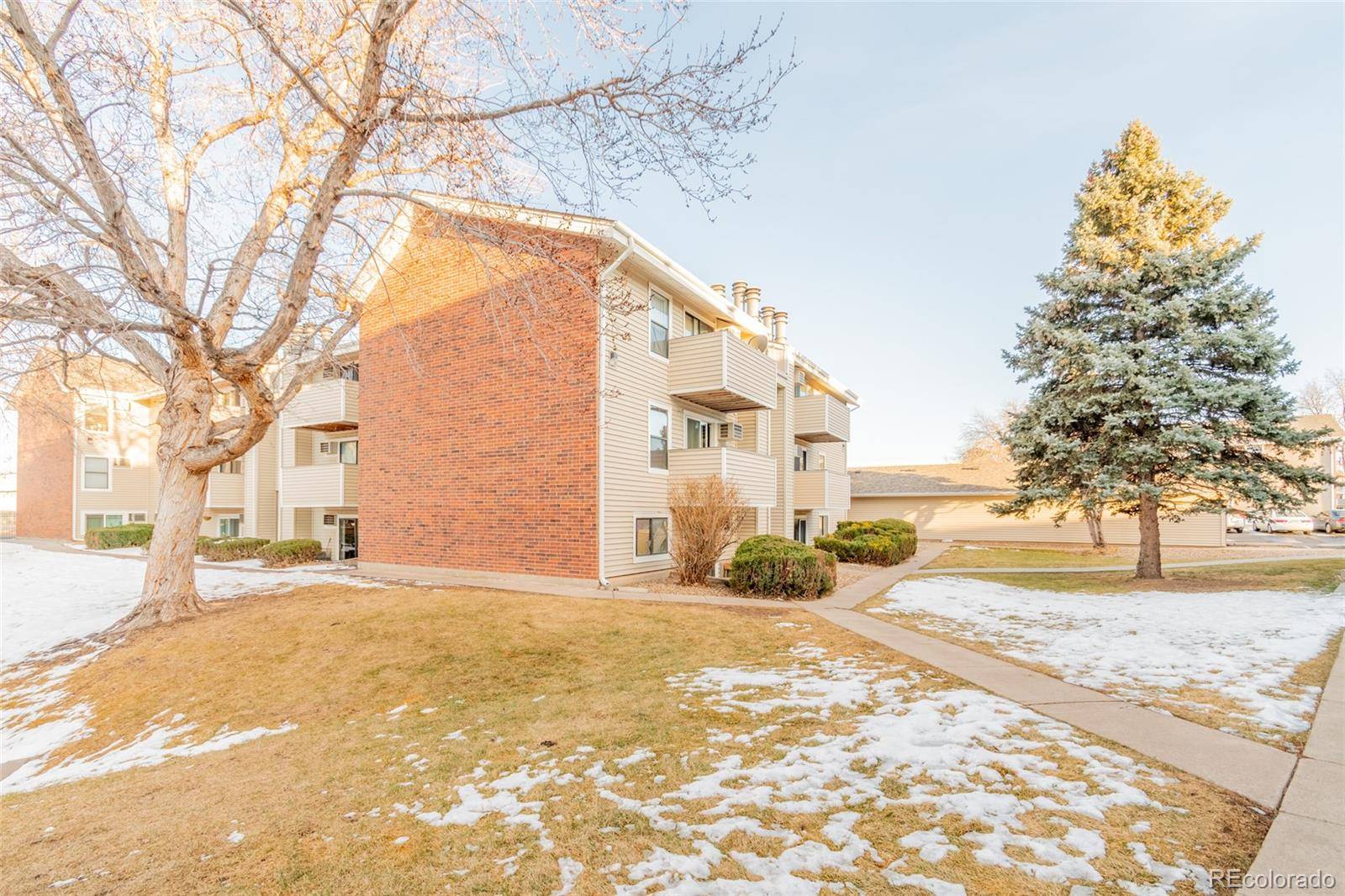 10150 E Virginia AVE #4-108, Denver, CO 80247