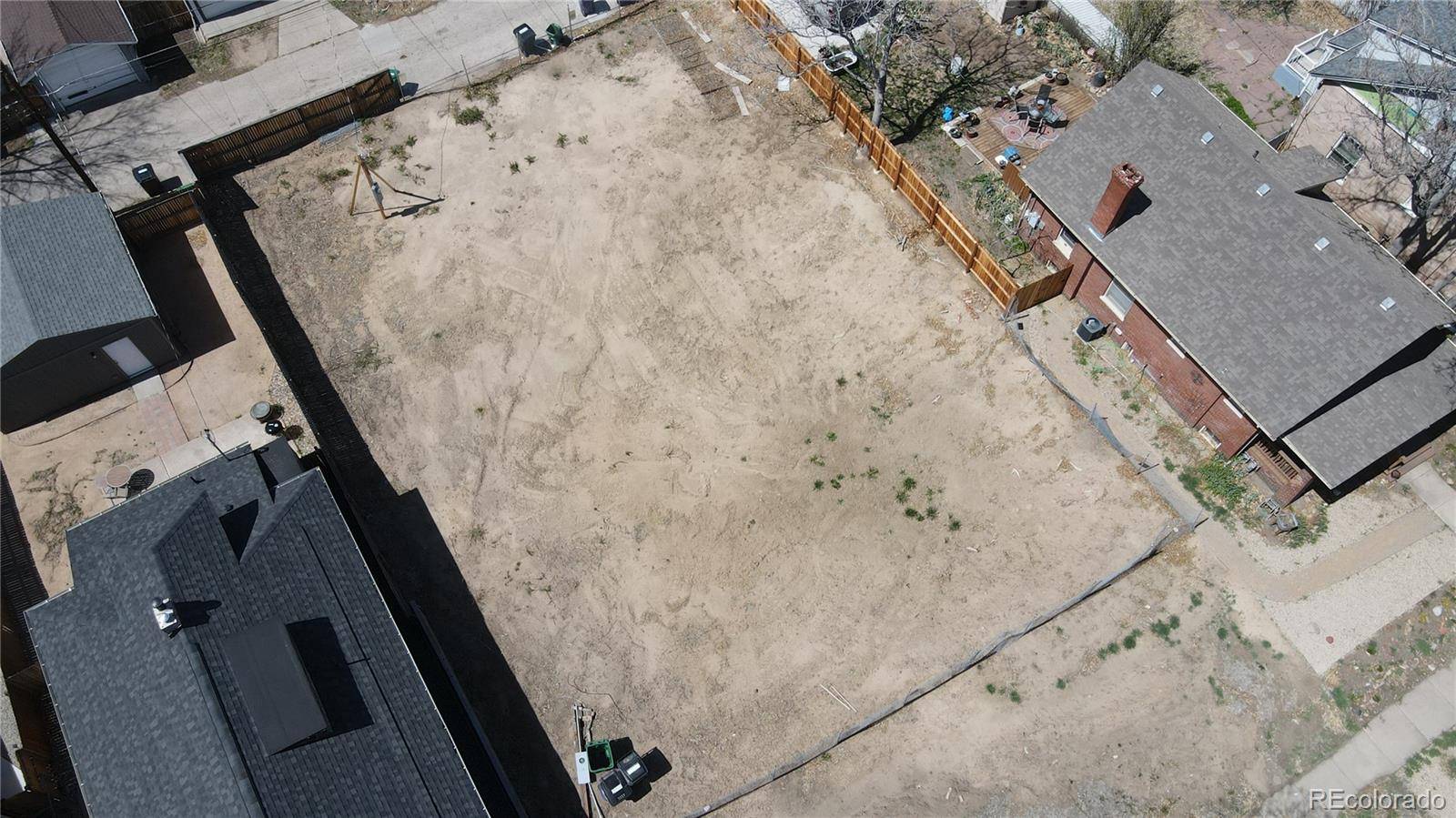 3227 N Vine ST, Denver, CO 80205