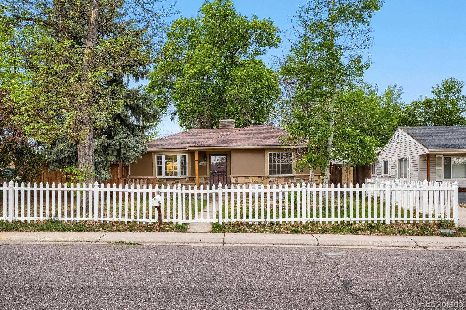 4105 Gray ST, Wheat Ridge, CO 80212