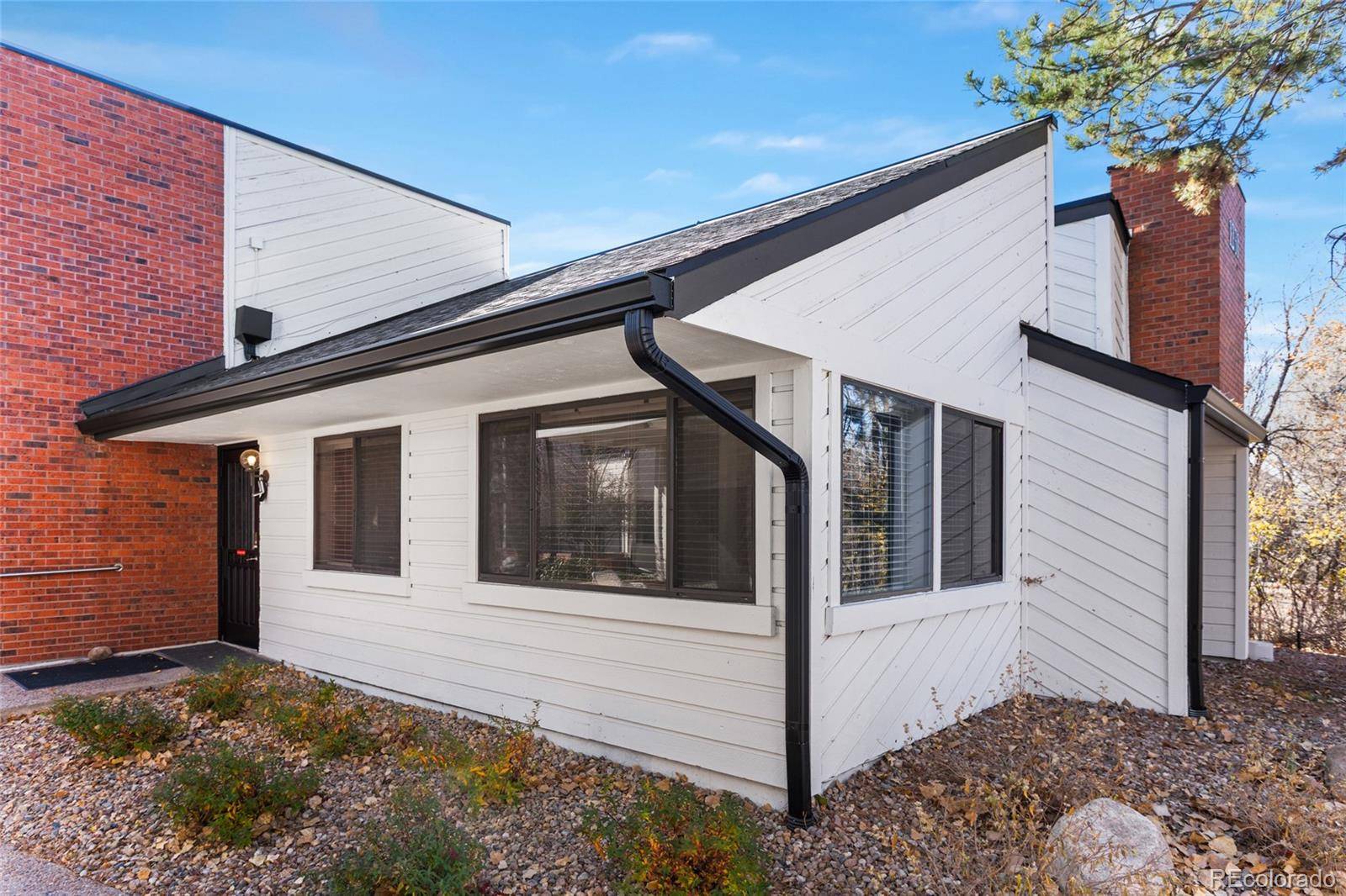 1231 S Parker RD #100A, Denver, CO 80231