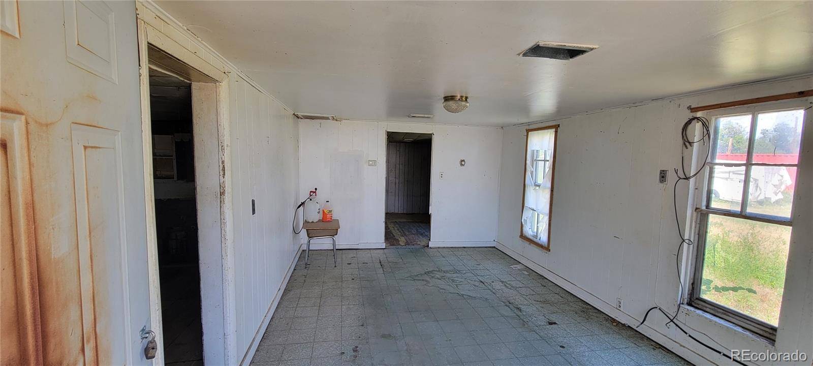 404 E 2nd ST, Julesburg, CO 80737