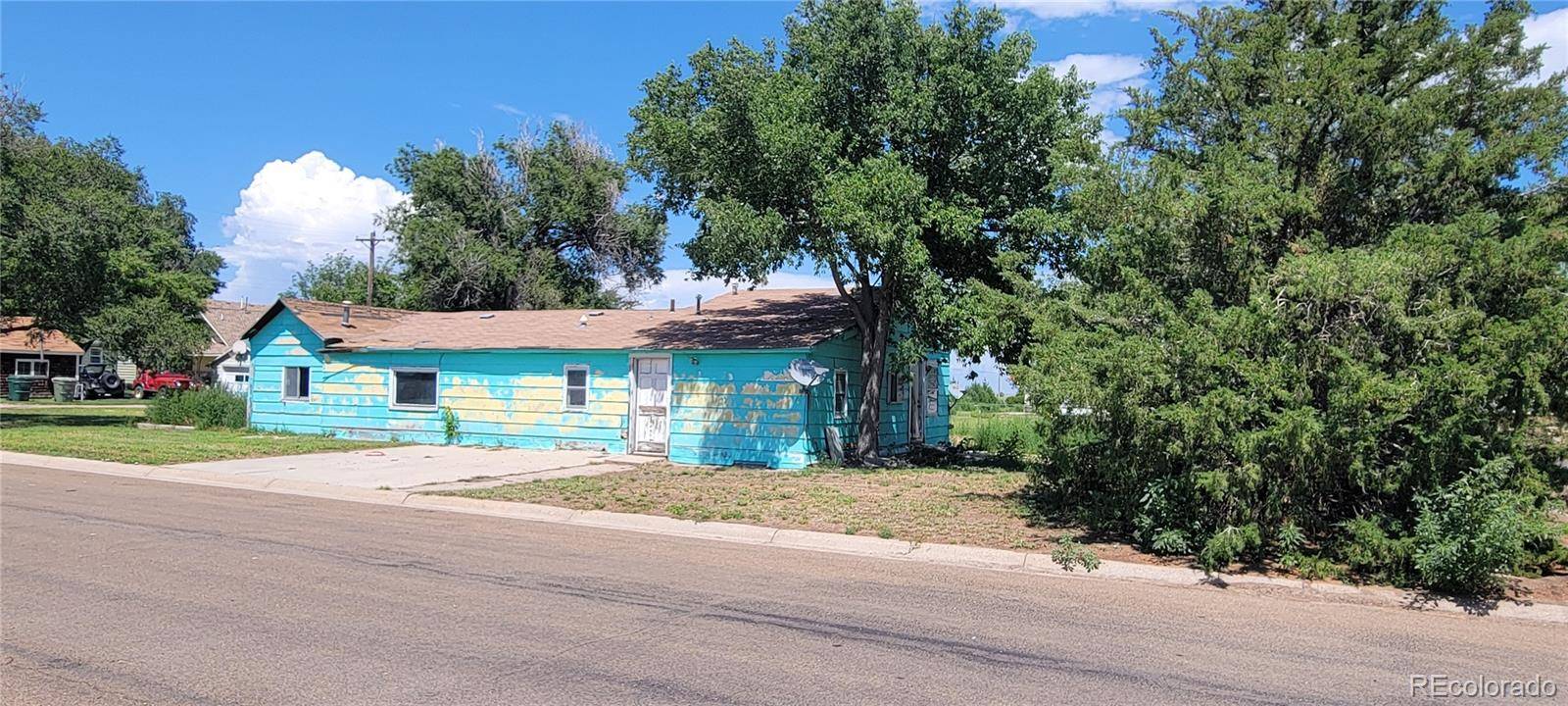 404 E 2nd ST, Julesburg, CO 80737
