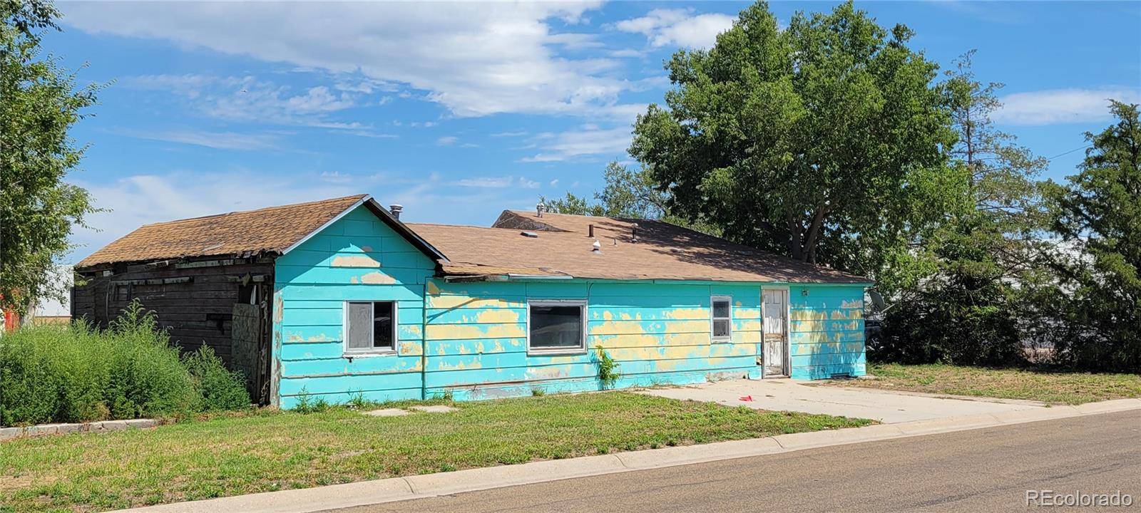 404 E 2nd ST, Julesburg, CO 80737