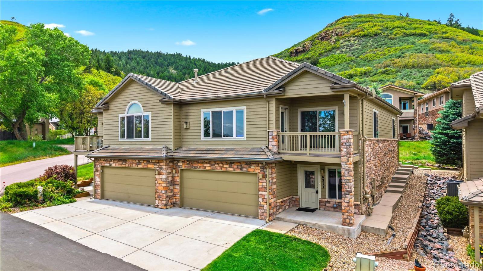 6911 Buckskin DR, Littleton, CO 80125