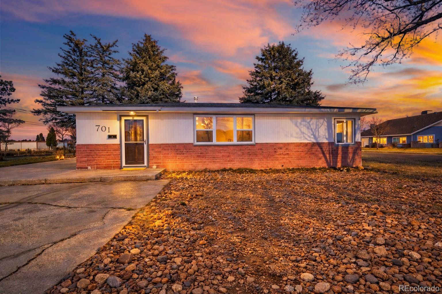 701 4th ST, Akron, CO 80720