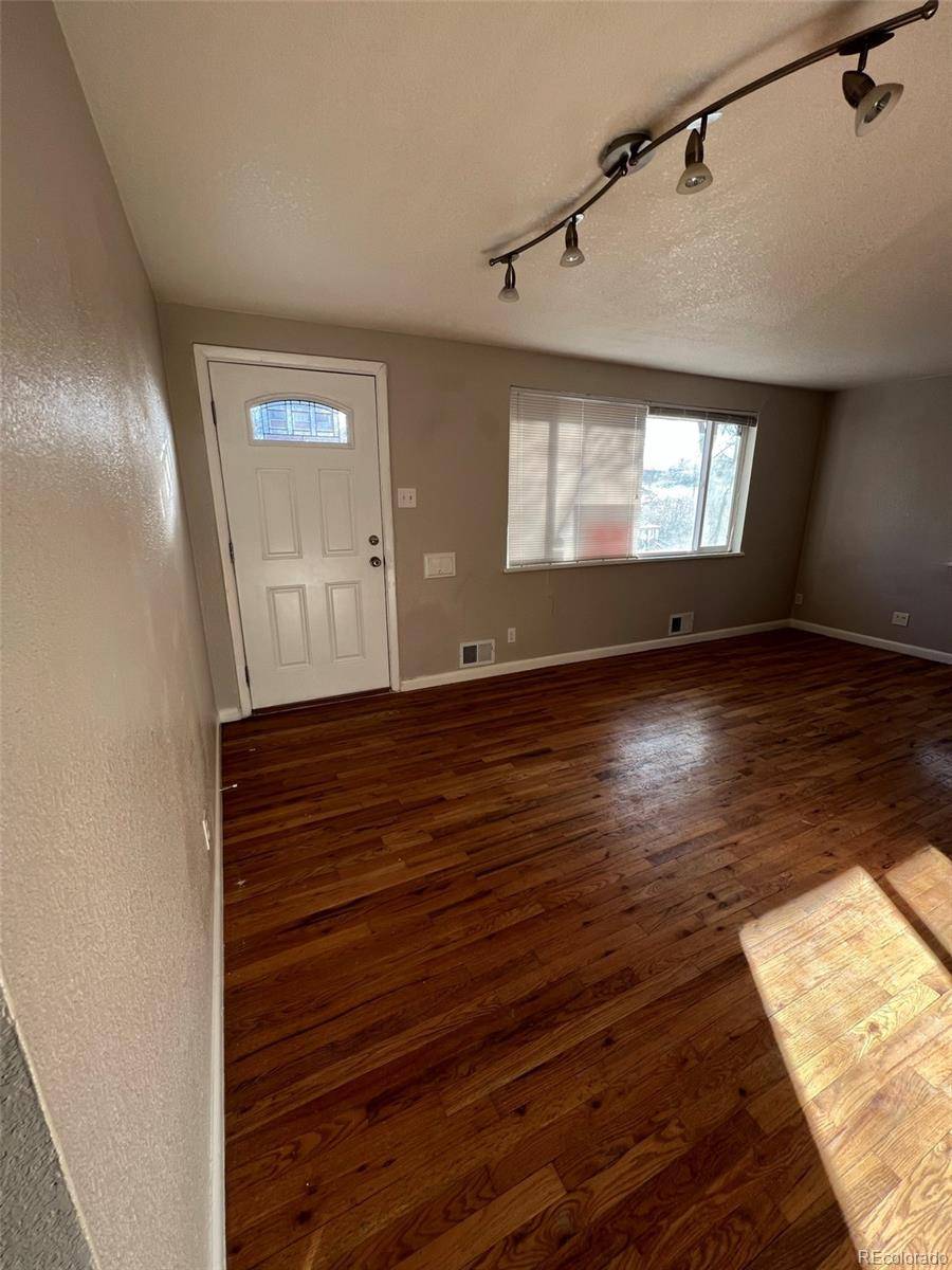 1245 Yates ST, Denver, CO 80204