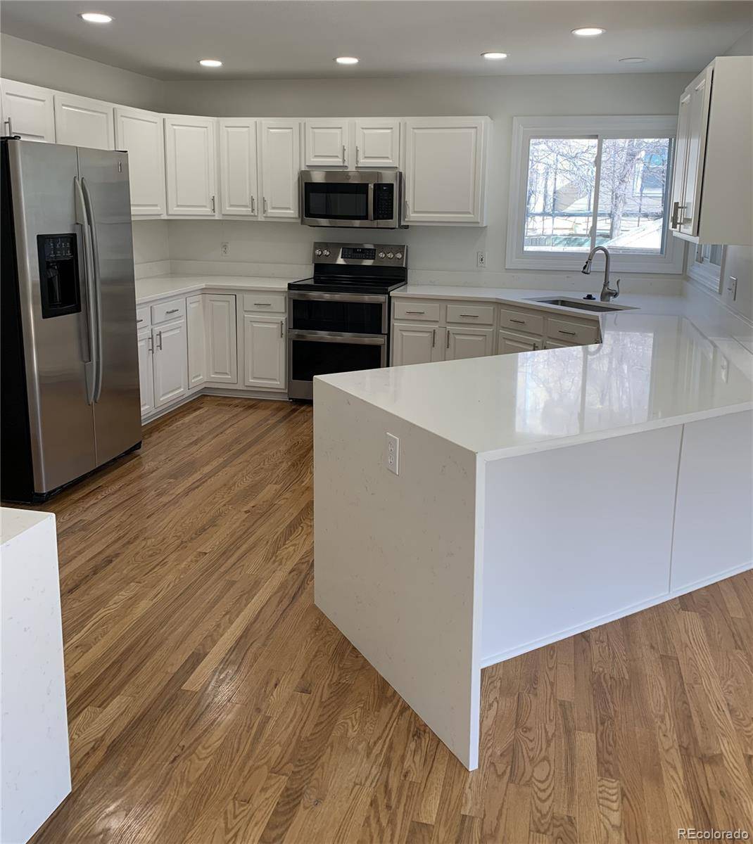 9888 Falcon Creek DR, Highlands Ranch, CO 80130