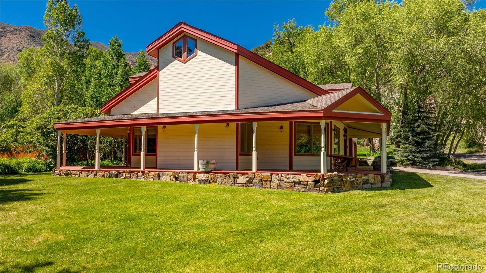9 Creekside CT, Glenwood Springs, CO 81601