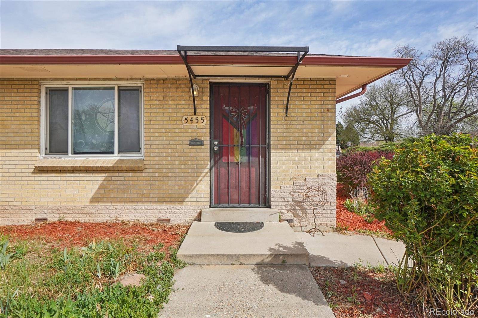 5455 E 36th AVE, Denver, CO 80207