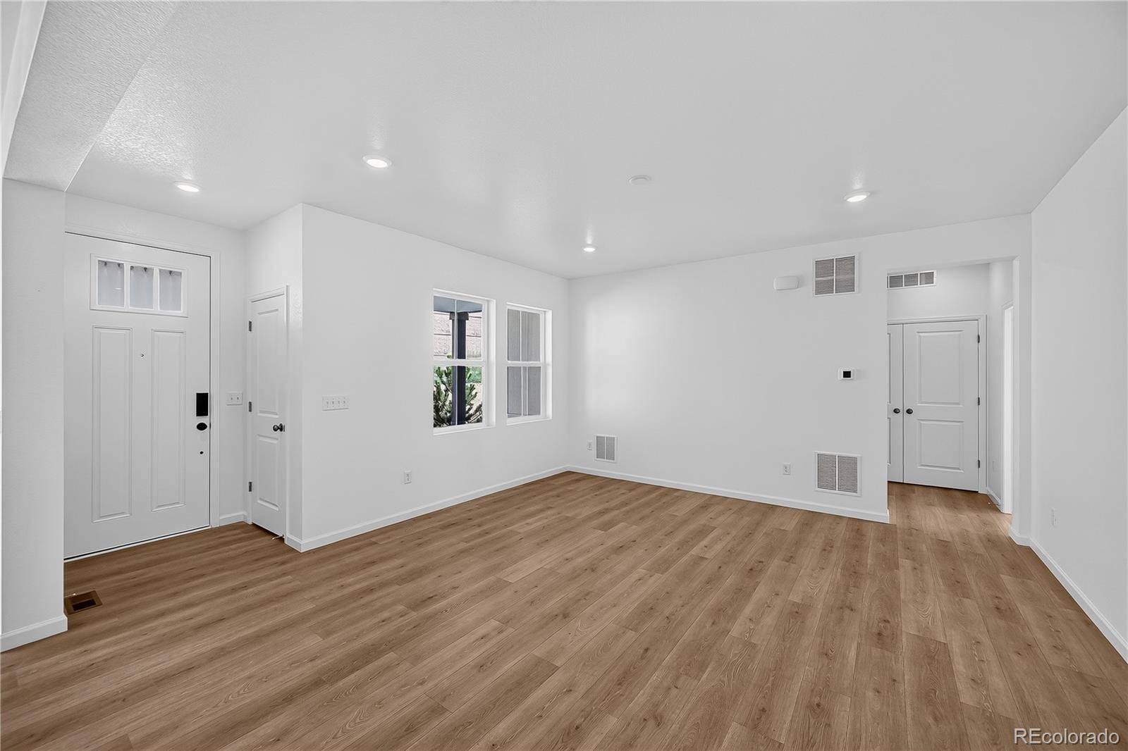 9183 Violet WAY, Arvada, CO 80007