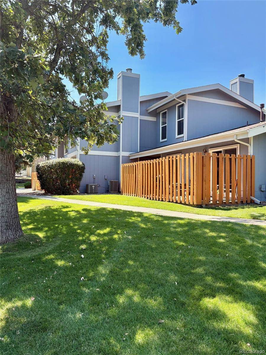 8467 Everett WAY #E, Arvada, CO 80005