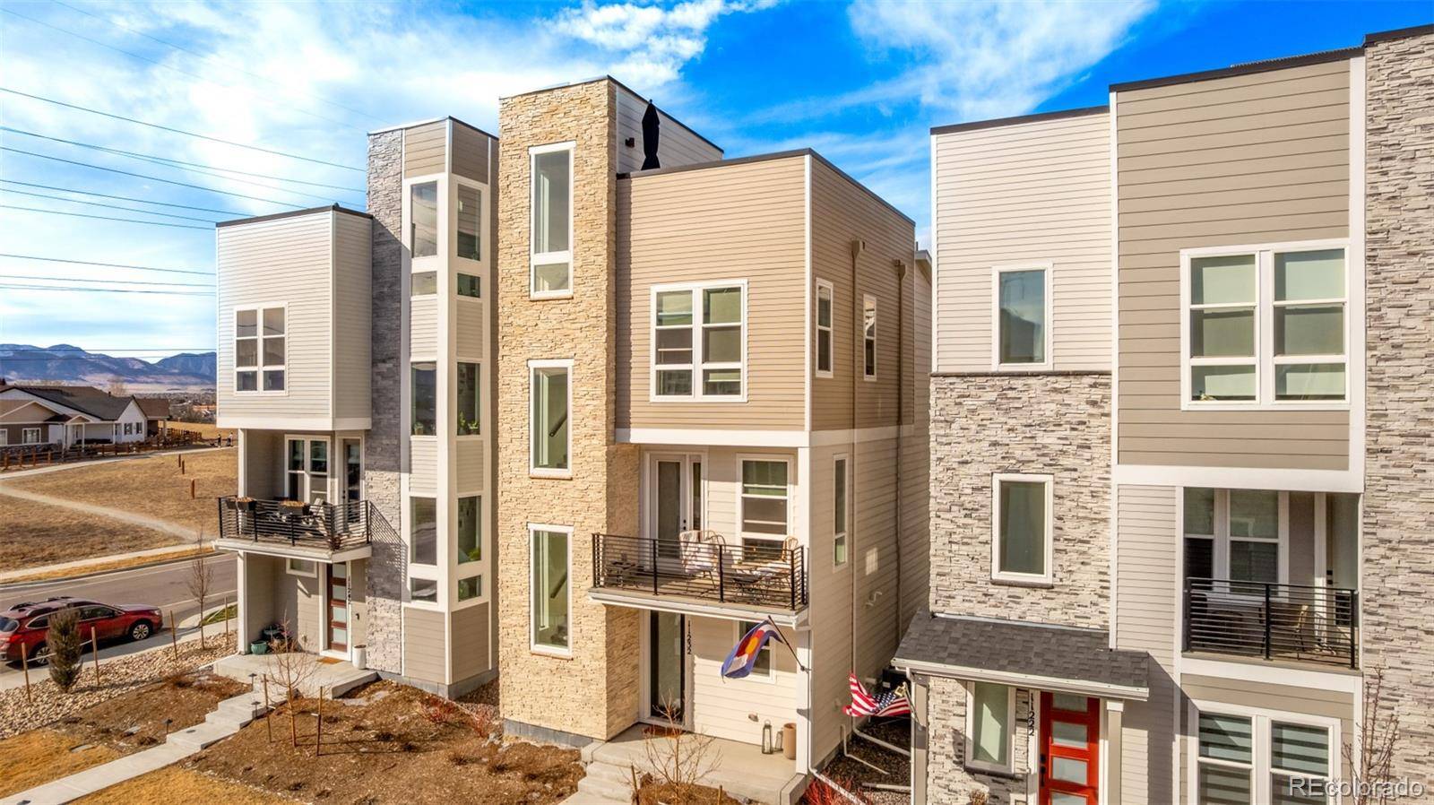 11232 W 53rd DR, Arvada, CO 80002