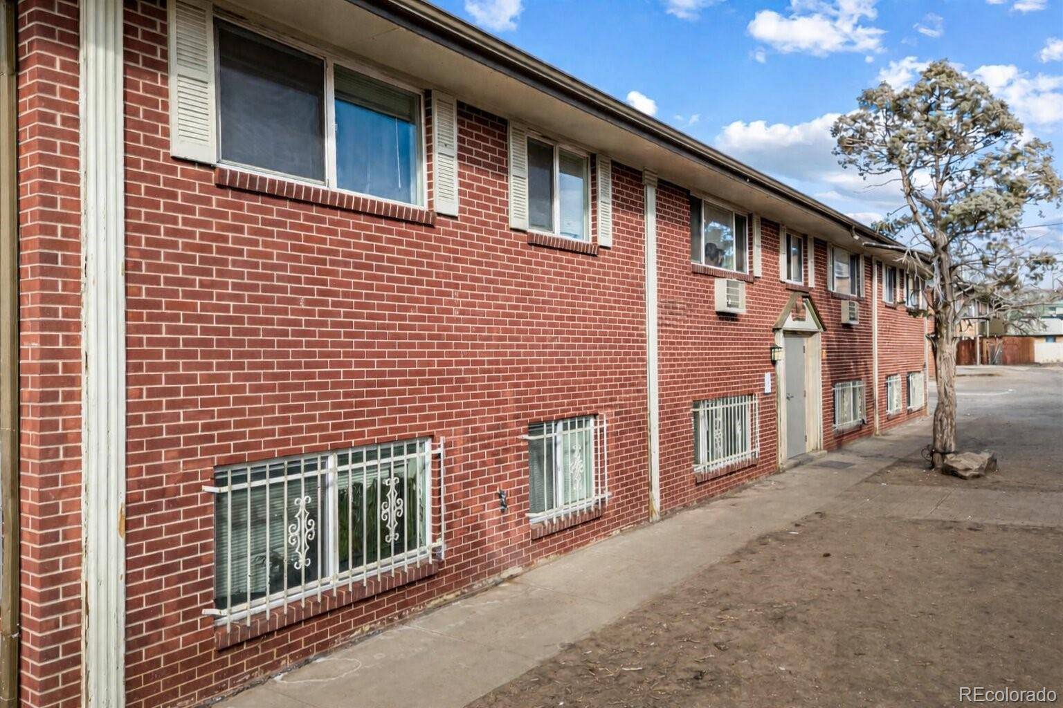 1588 Macon ST, Aurora, CO 80010