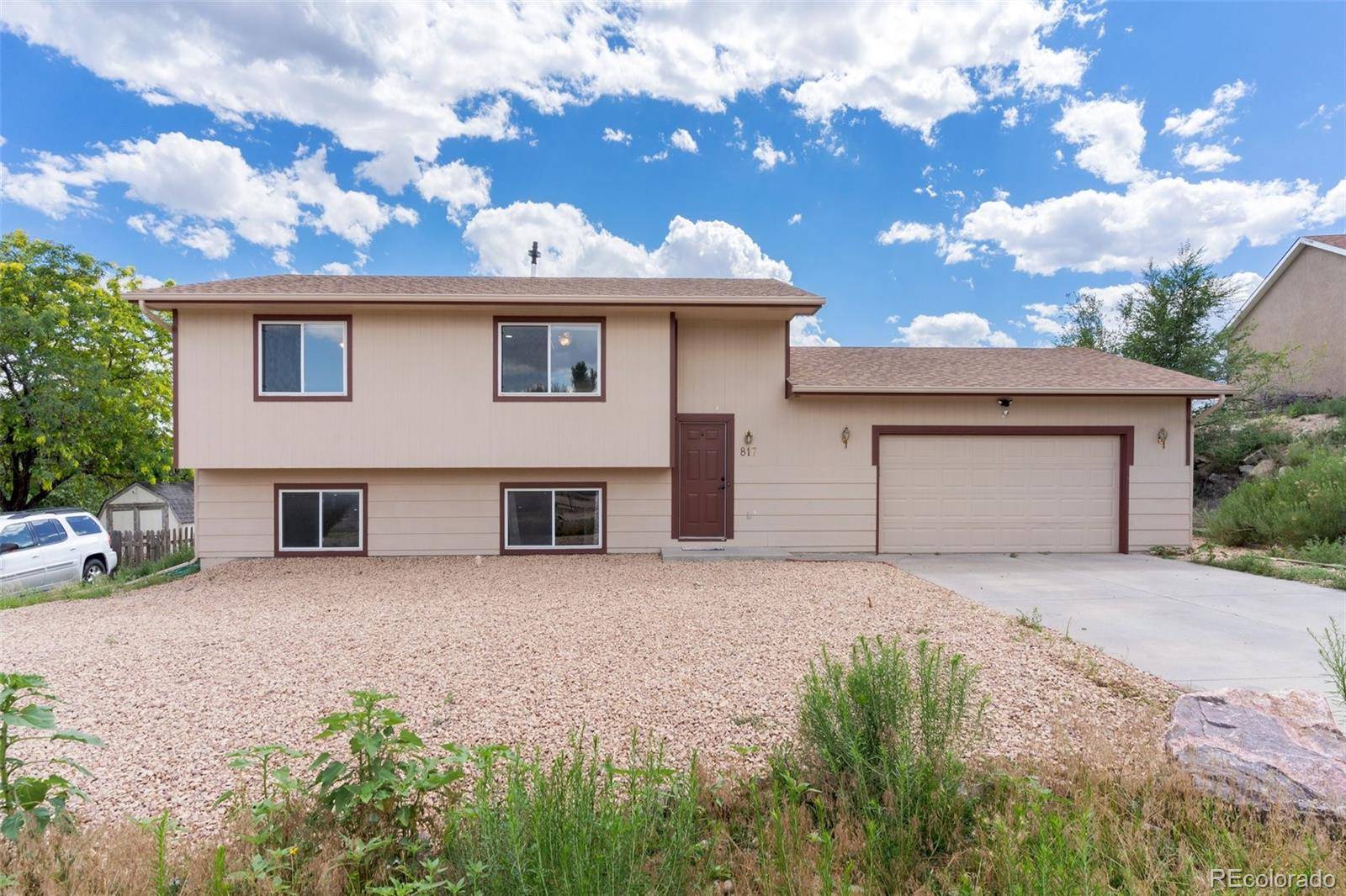 817 S Aguilar LN, Pueblo, CO 81007