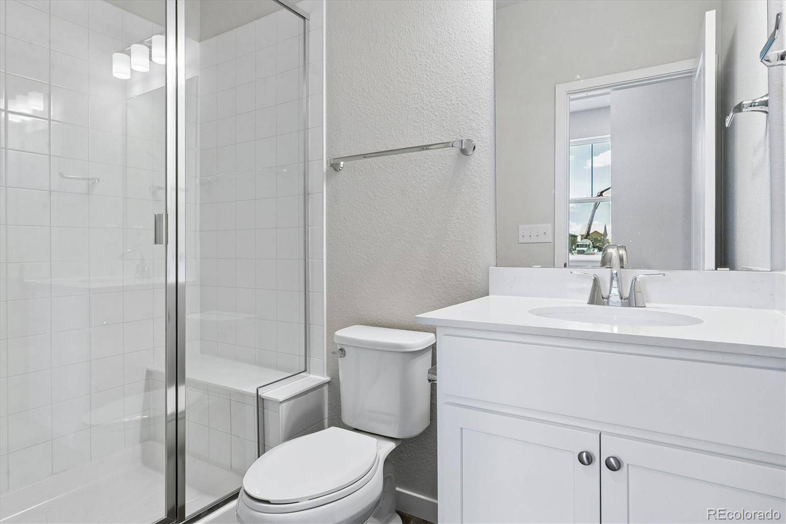 5807 N Ireland WAY, Aurora, CO 80019