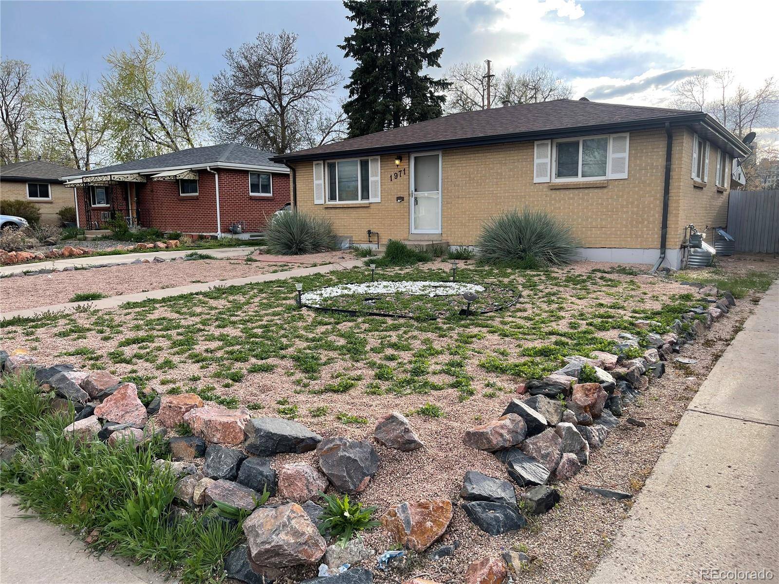 1971 S Dahlia ST, Denver, CO 80222