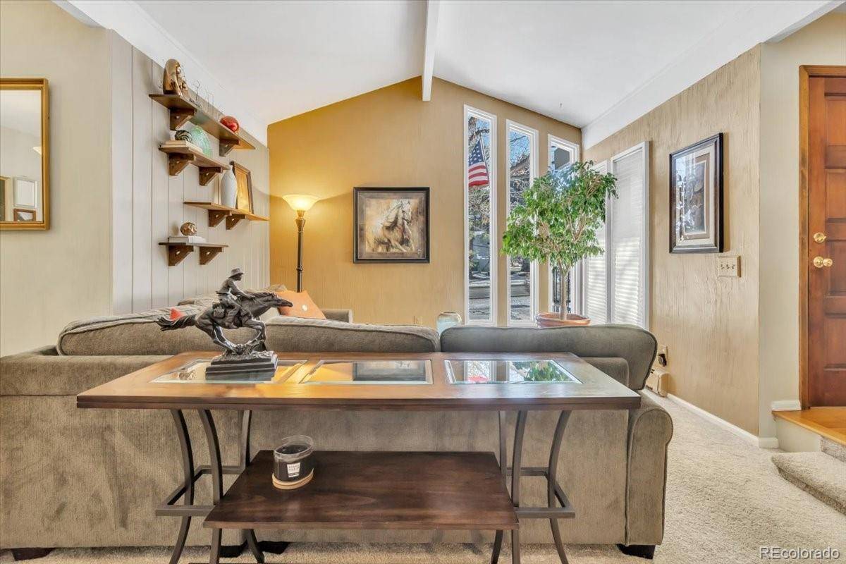 7019 S Windermere ST, Littleton, CO 80120