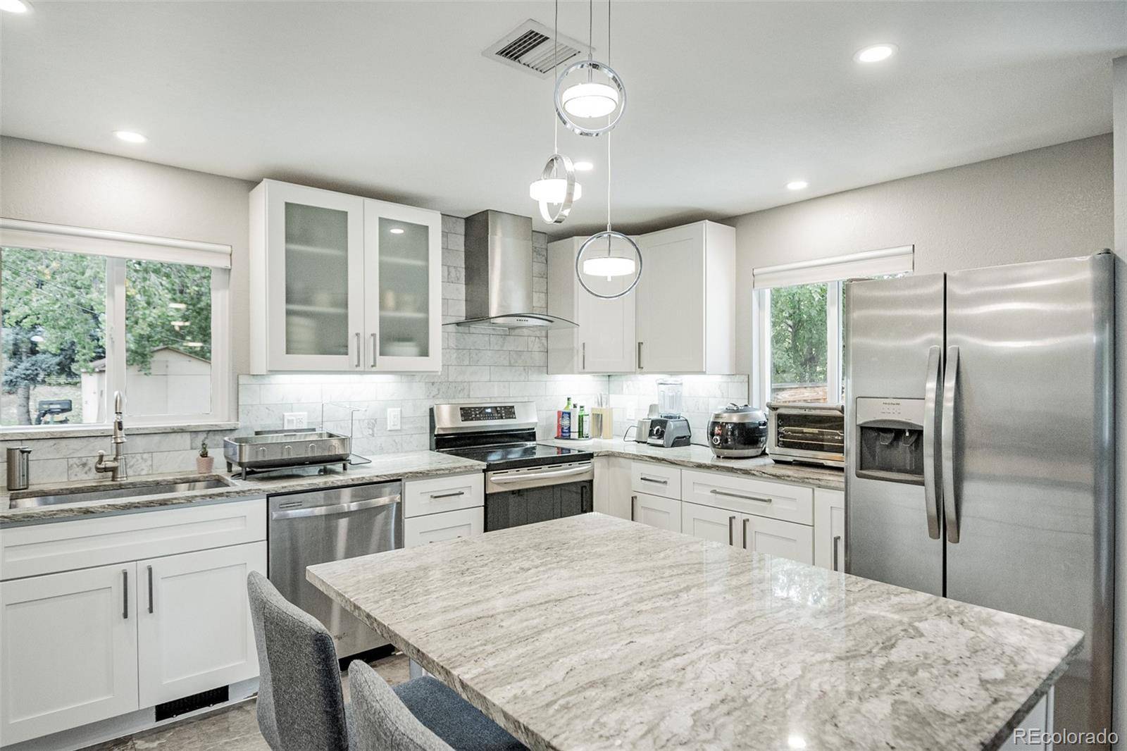 2569 E Cresthill AVE, Centennial, CO 80121