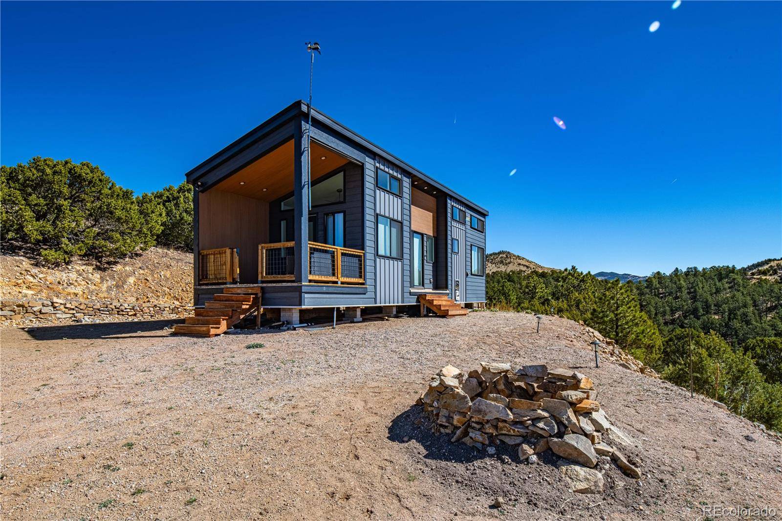 32 Peerless CIR, Westcliffe, CO 81252