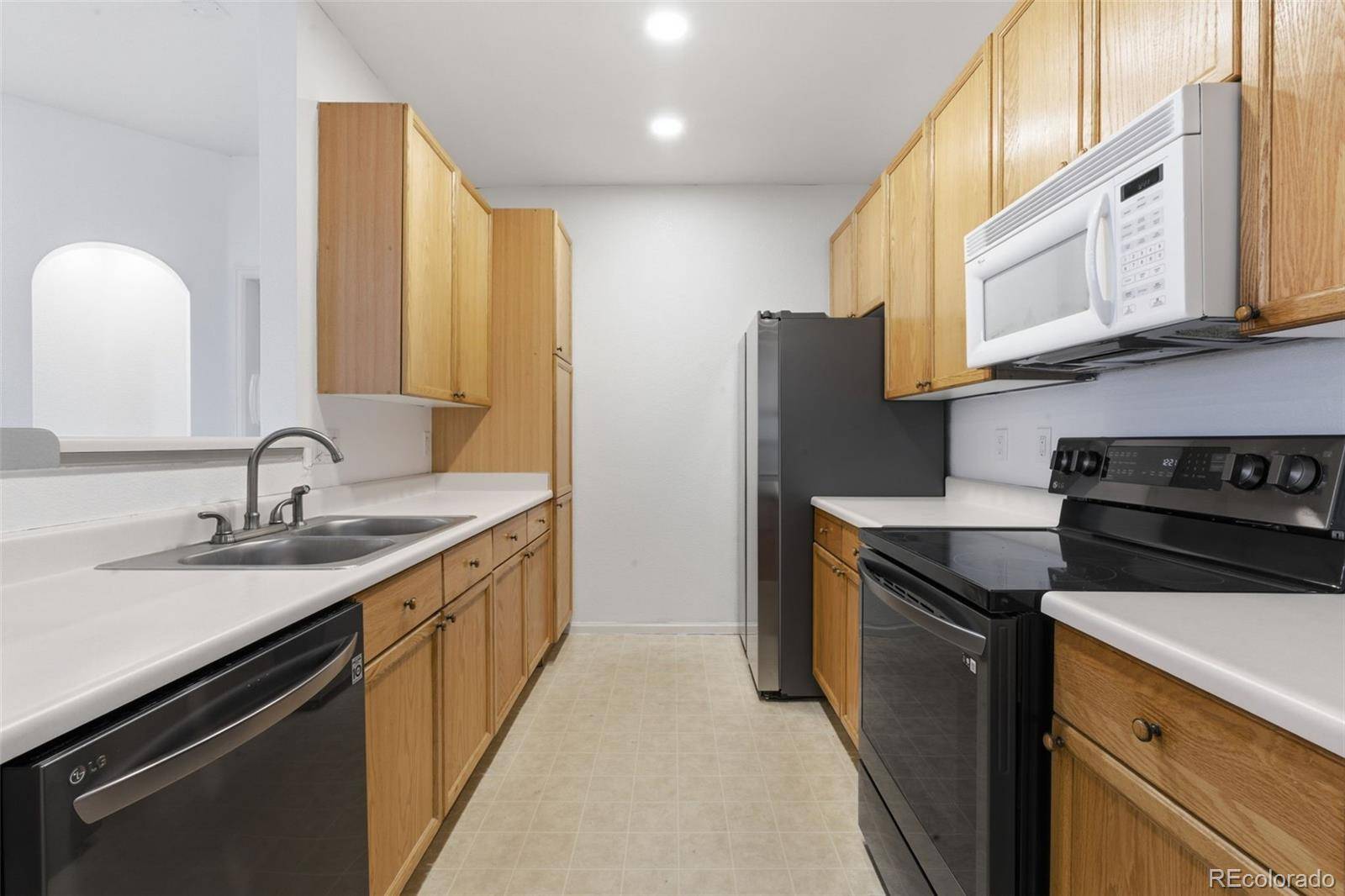 14353 E 1st DR #201, Aurora, CO 80011