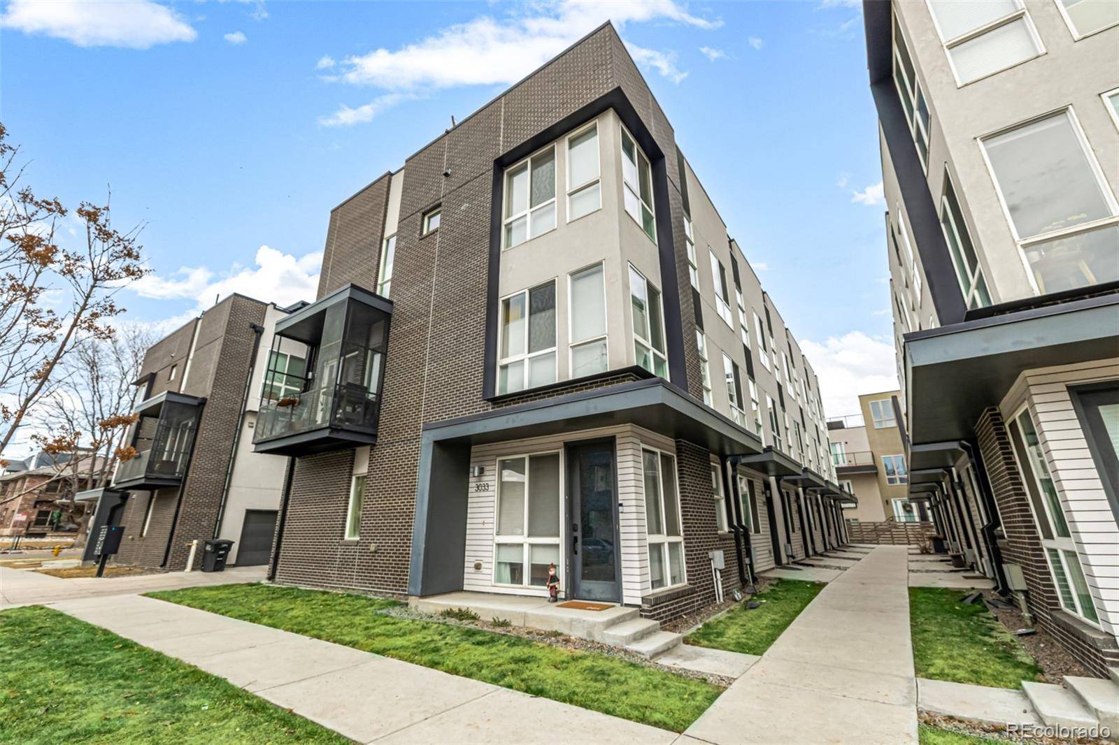 3037 W 19th AVE, Denver, CO 80204
