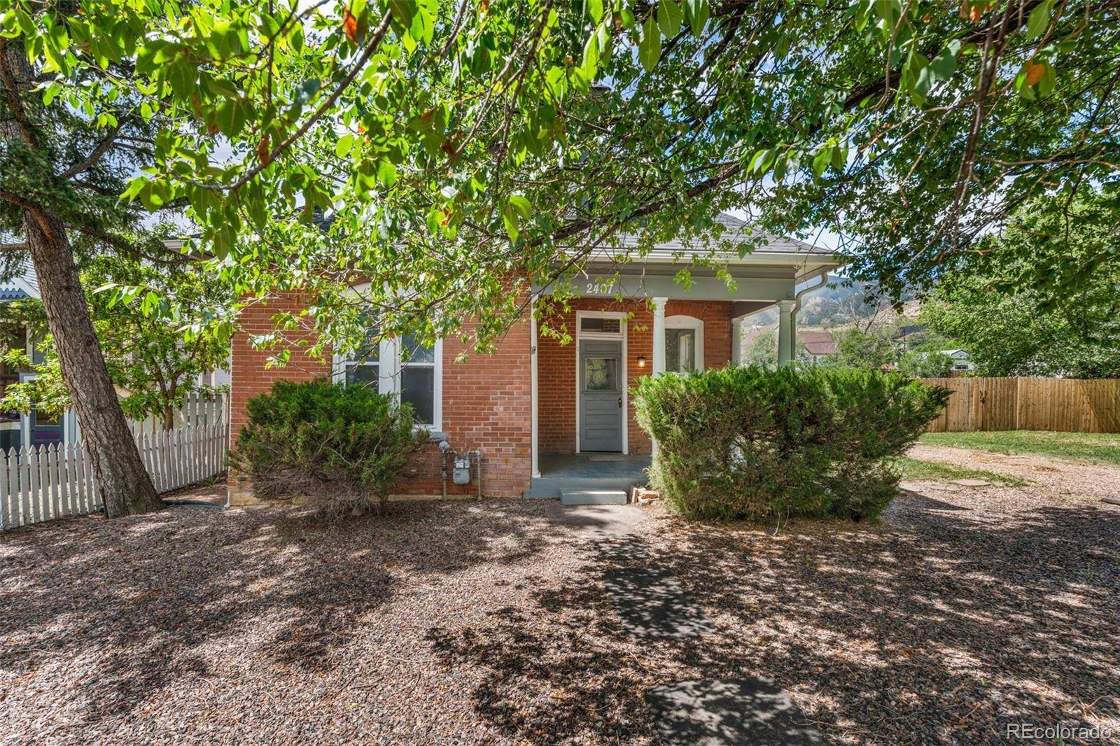 2407 Howbert ST, Colorado Springs, CO 80904