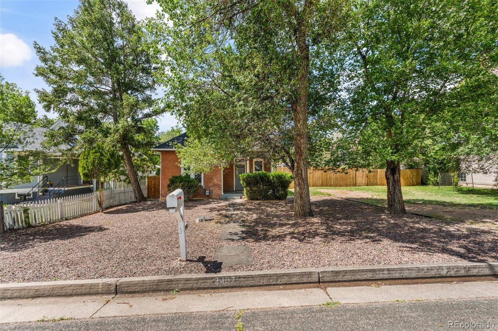 2407 Howbert ST, Colorado Springs, CO 80904