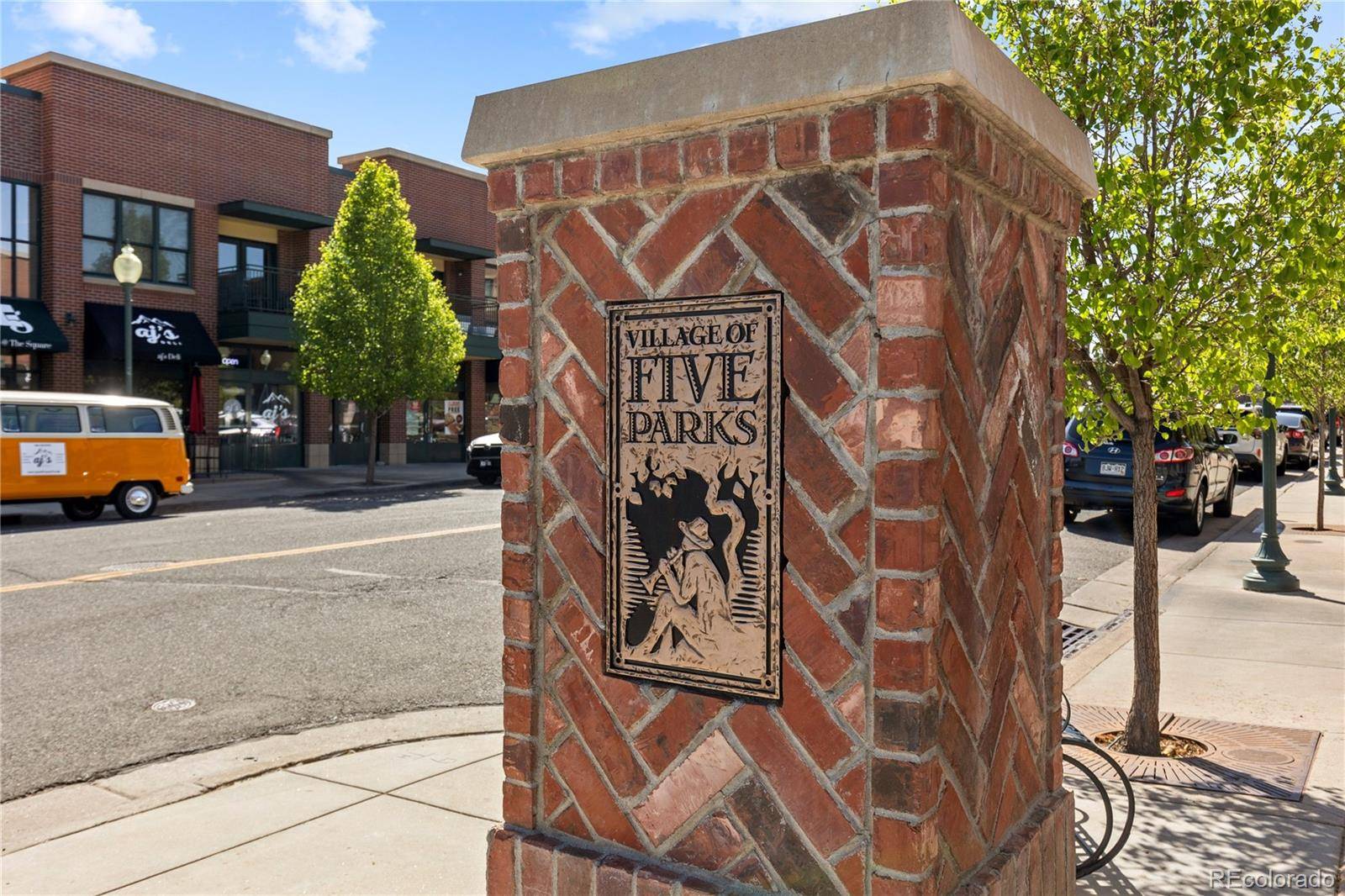 8397 Devinney ST, Arvada, CO 80005