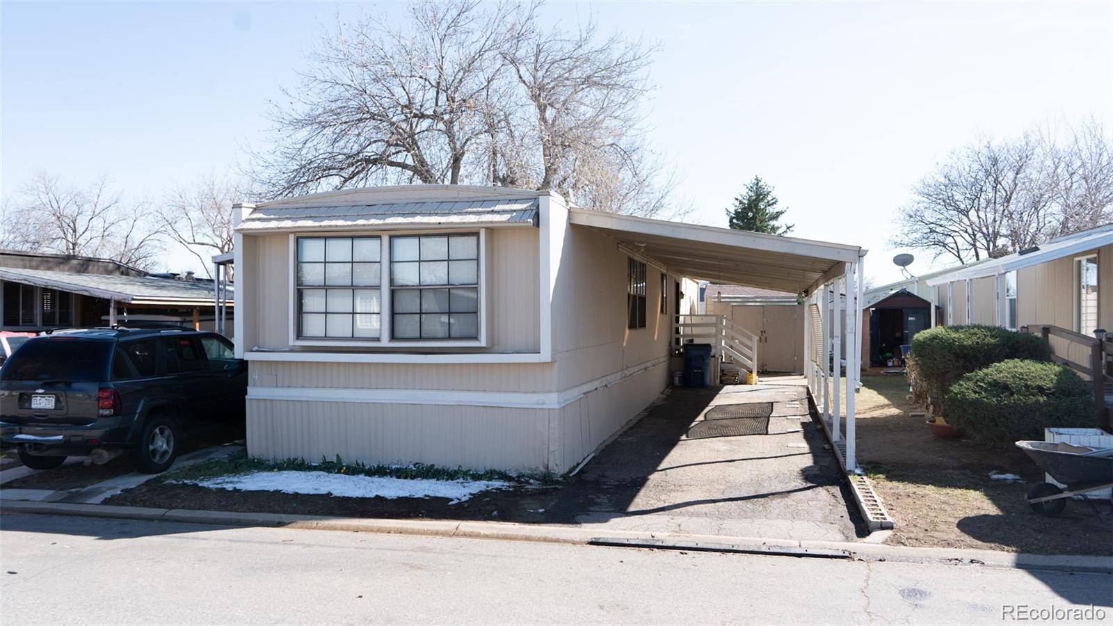 4 Pine ST, Federal Heights, CO 80260