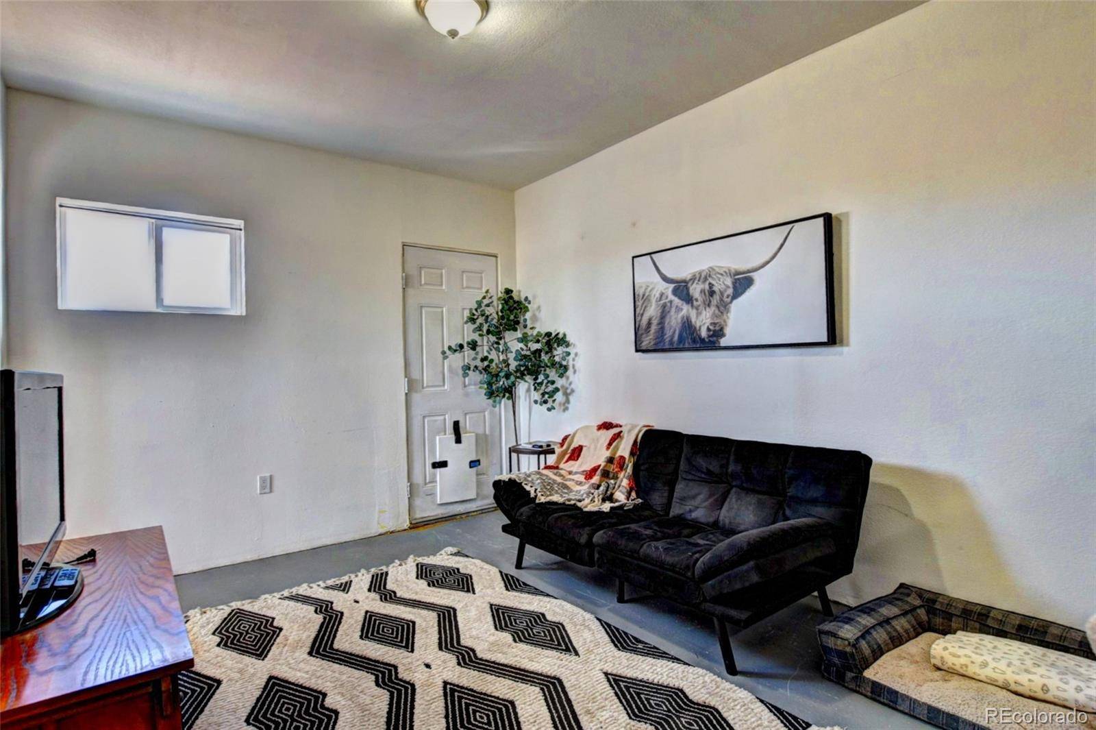 160 Rhyolite DR, Como, CO 80432