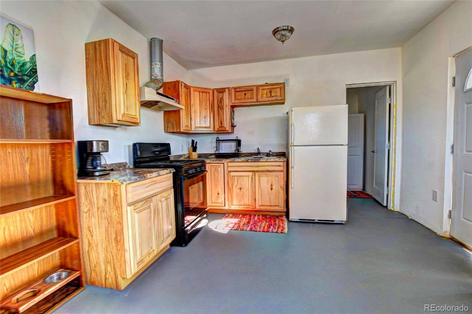 160 Rhyolite DR, Como, CO 80432