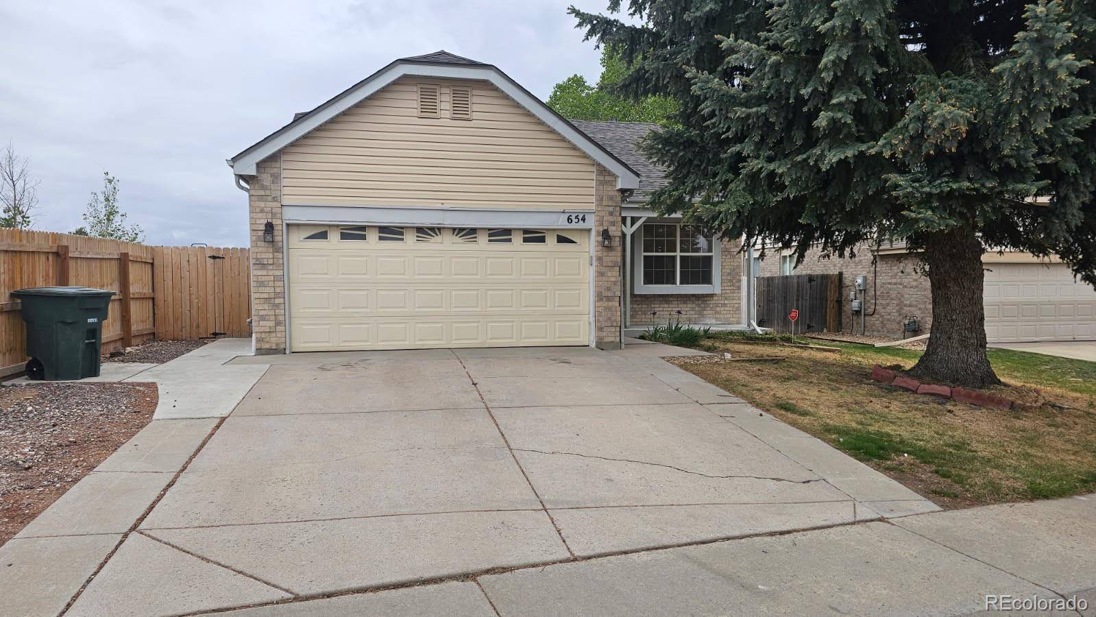 654 W 116th AVE, Northglenn, CO 80234