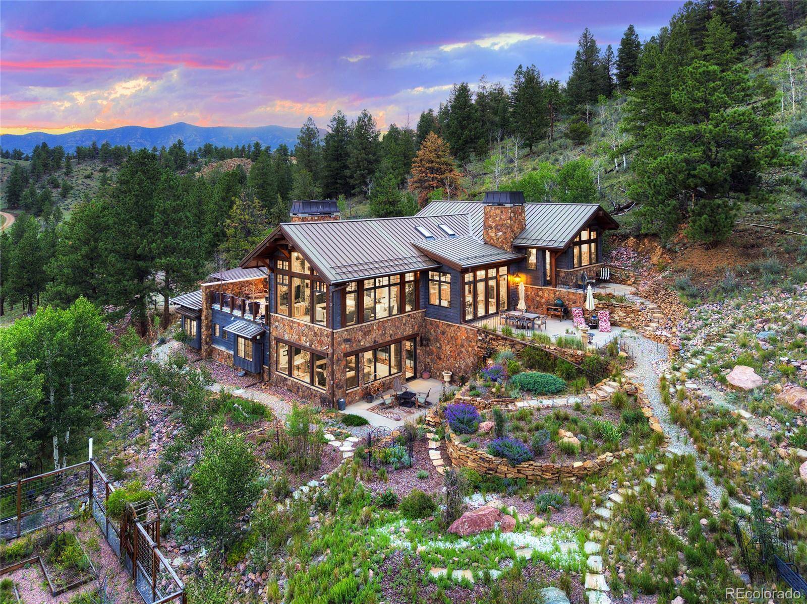 228 Bear DR, Guffey, CO 80820