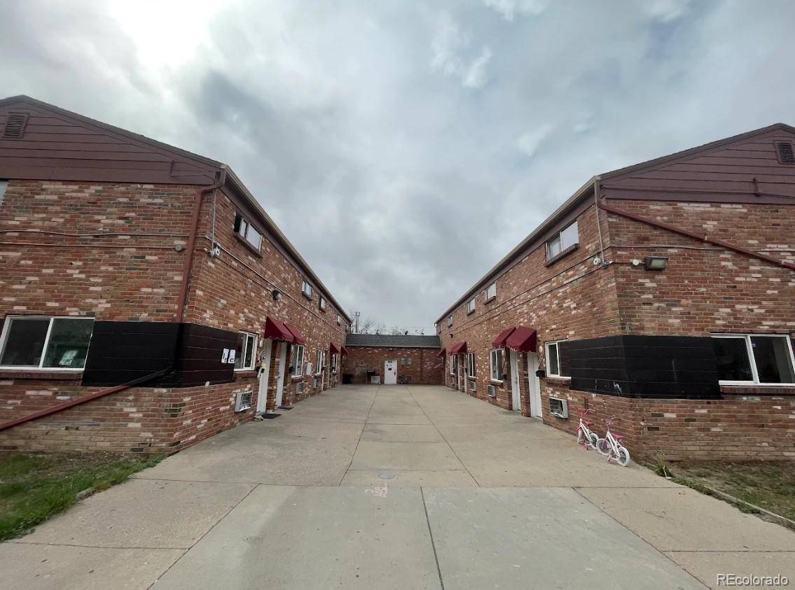 1627 Alton #1627, Aurora, CO 80010