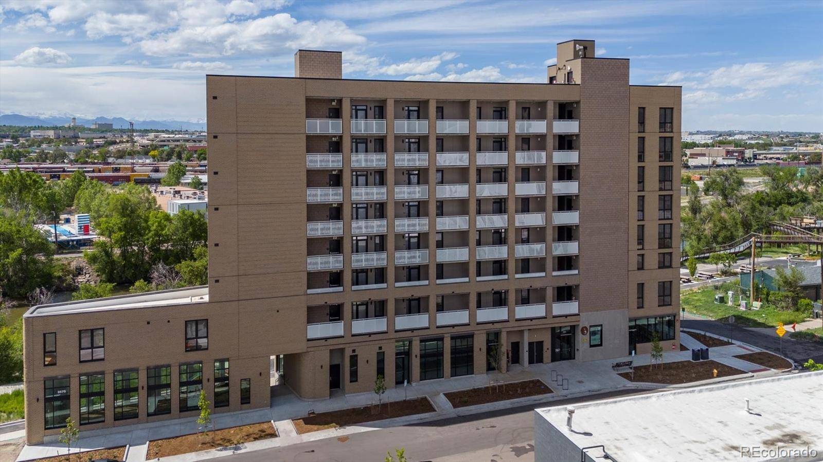 3575 Chestnut PL #605, Denver, CO 80216