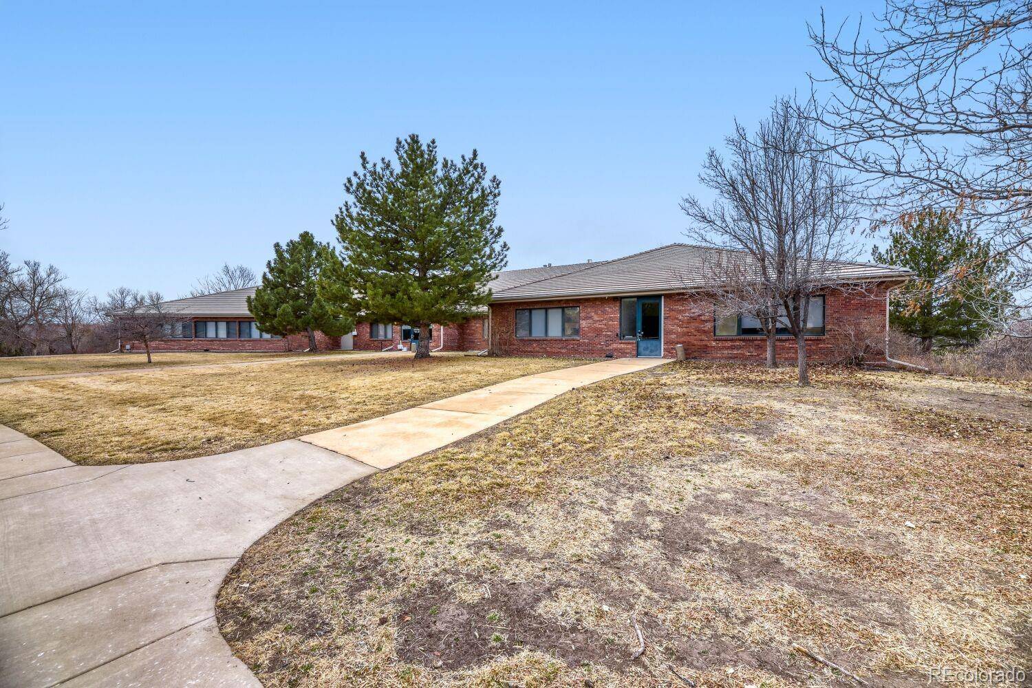 20 W Dry Creek CIR, Littleton, CO 80120