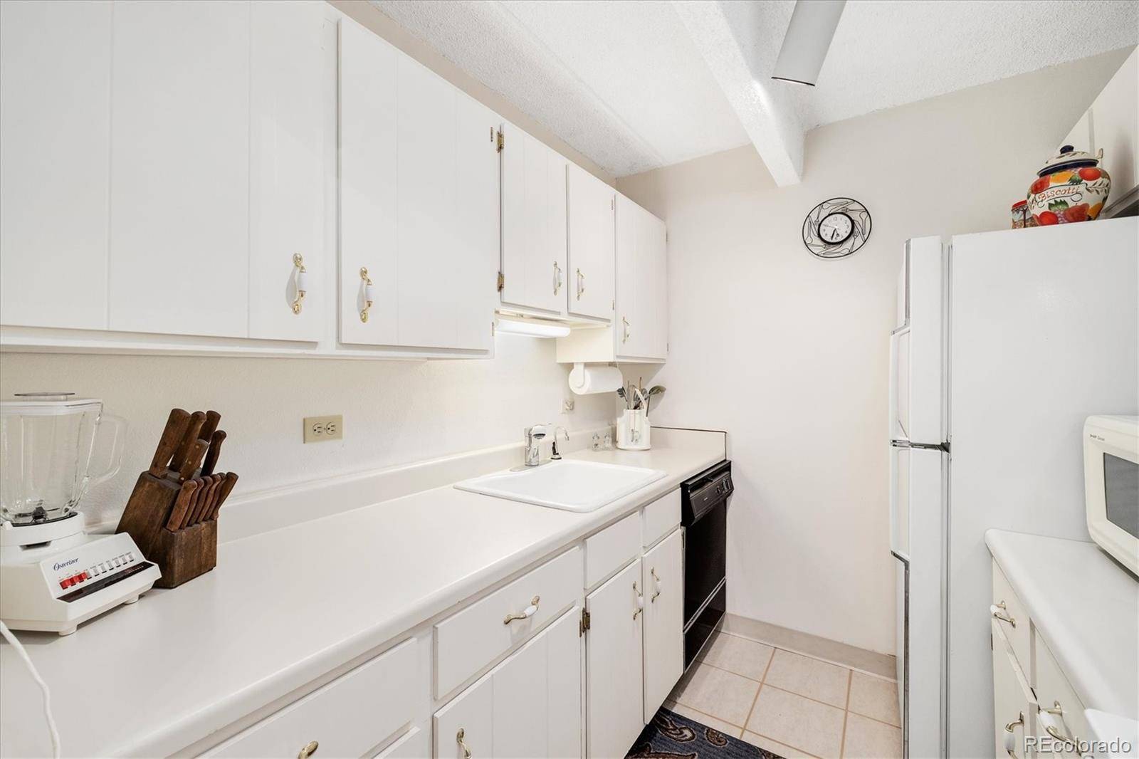 8060 E Girard AVE #614, Denver, CO 80231