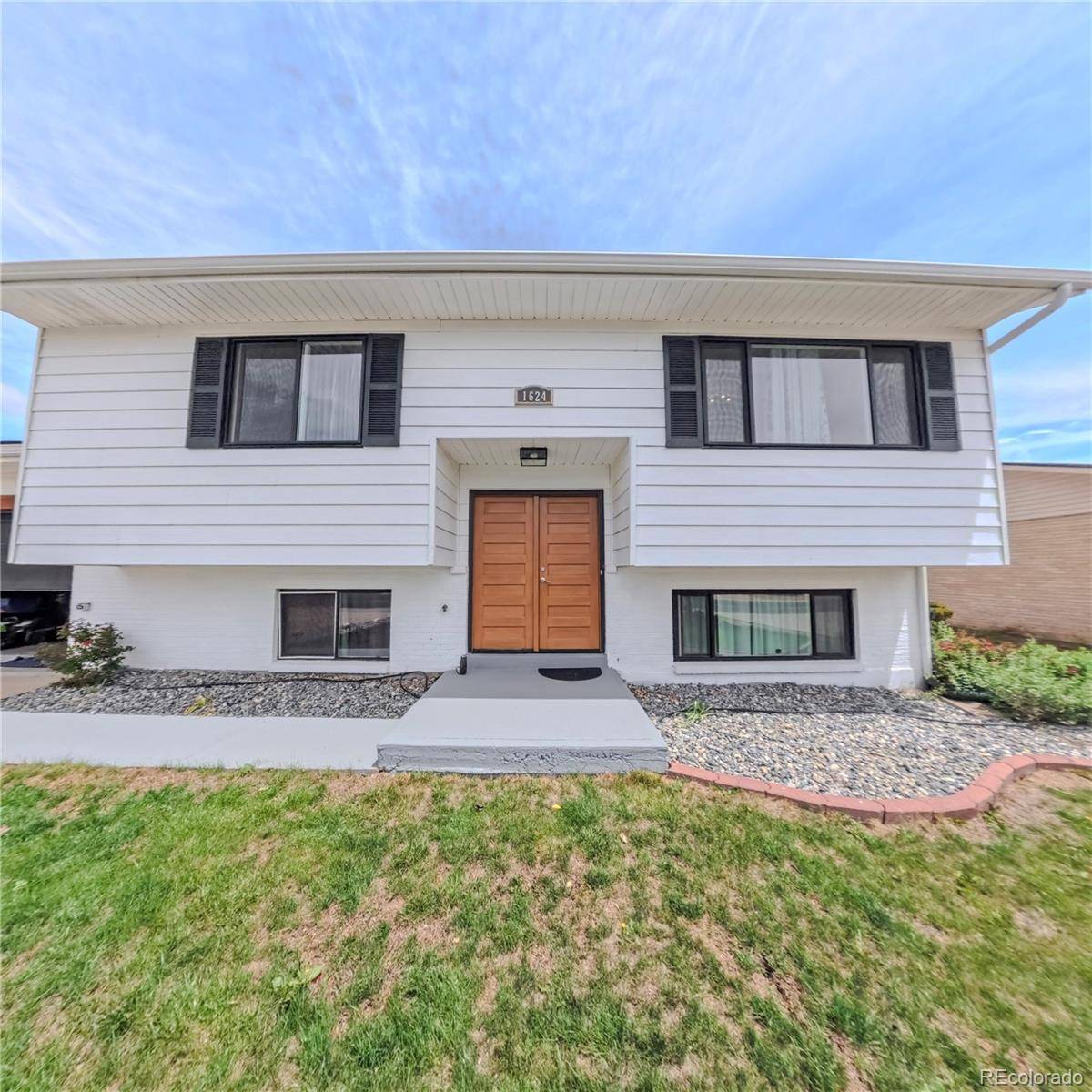 1624 Longbranch ST, Strasburg, CO 80136