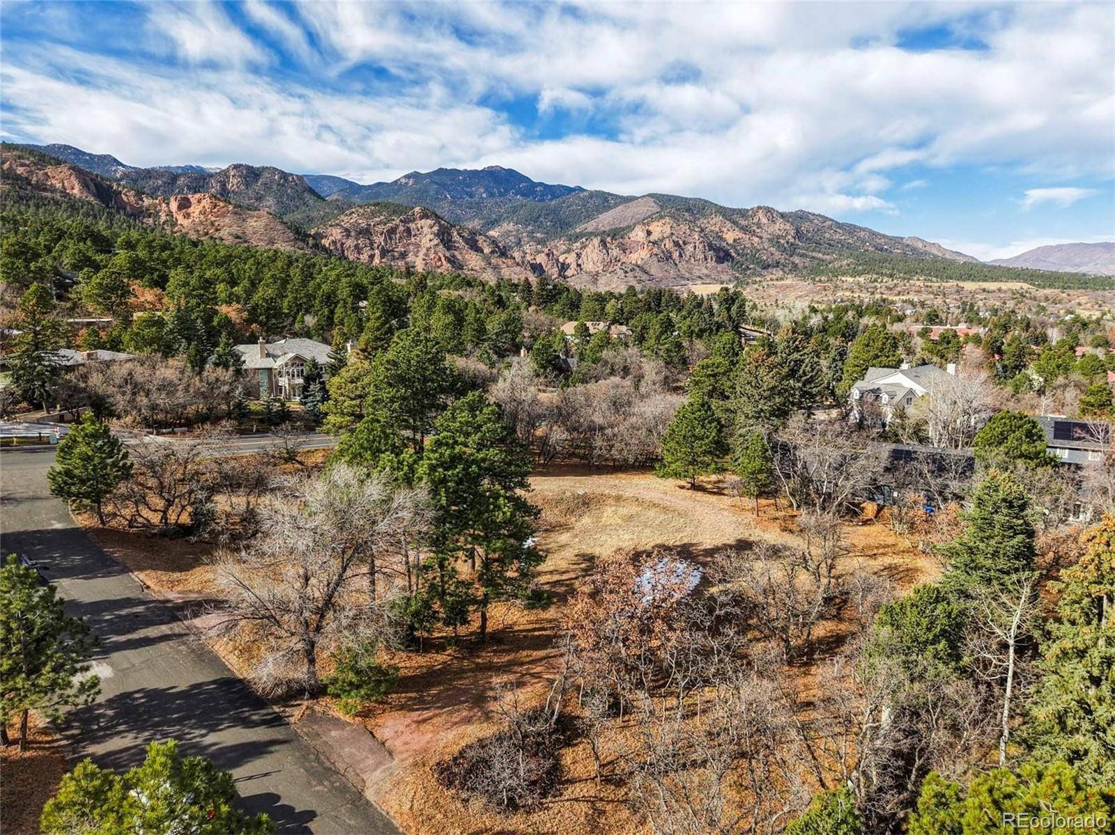 32 Penrose LN, Colorado Springs, CO 80906