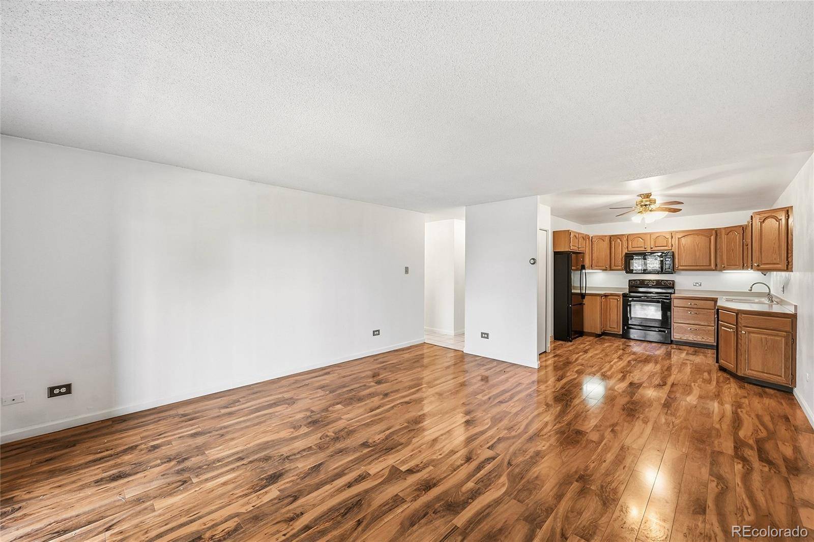 9155 E Center AVE #12B, Denver, CO 80247